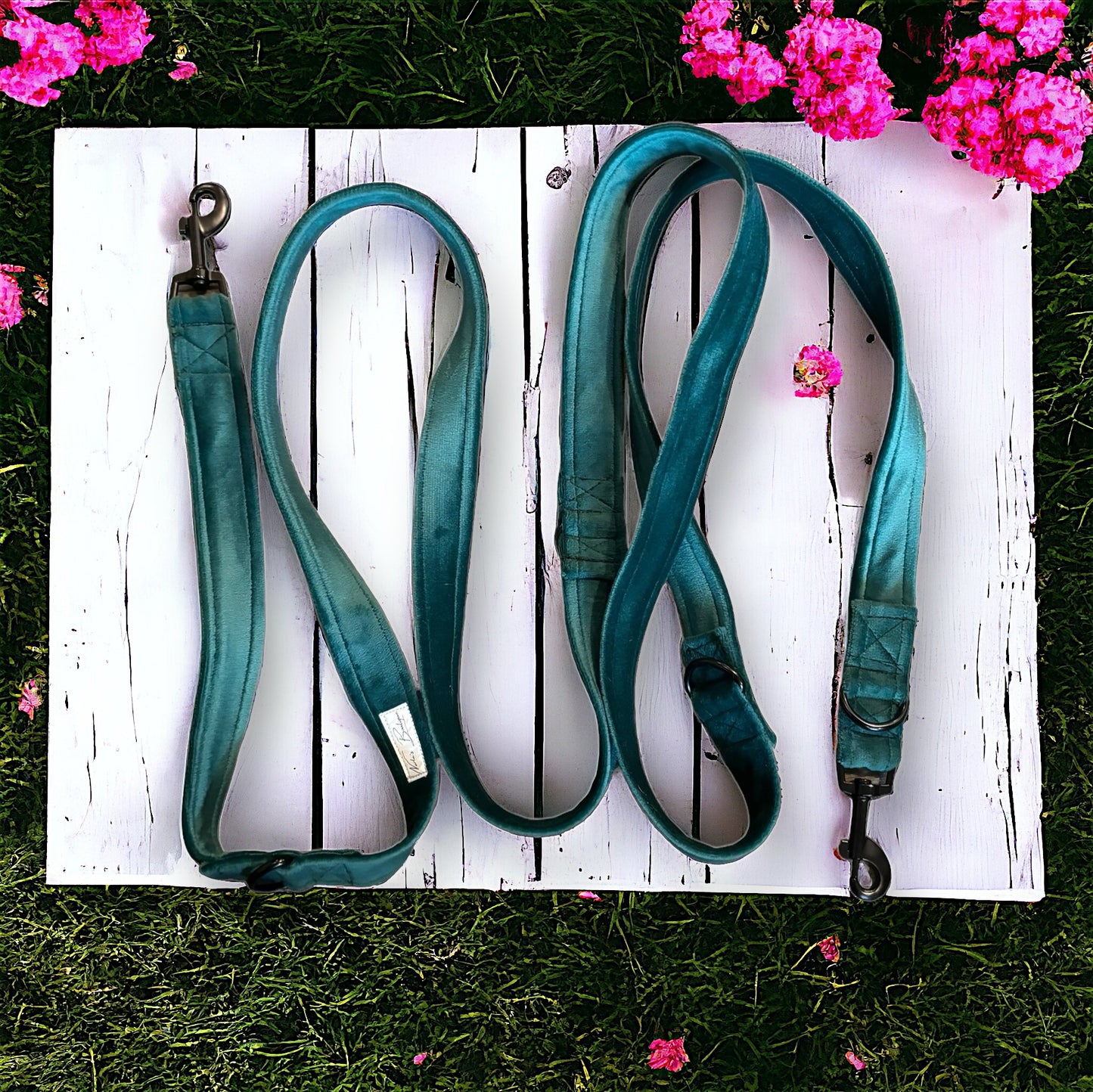 Luxury Velvet Hands-Free Dog Leash - Forrest Green